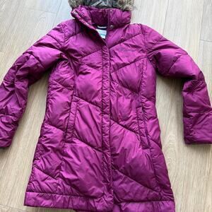Columbia purple puffer coat with